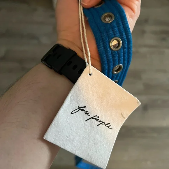 Free People Avril Grommet Leather Woven Extra-Long Belt in Cobalt Blue m/l - Picture 4 of 5